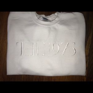 The 1975 embroidered crewneck